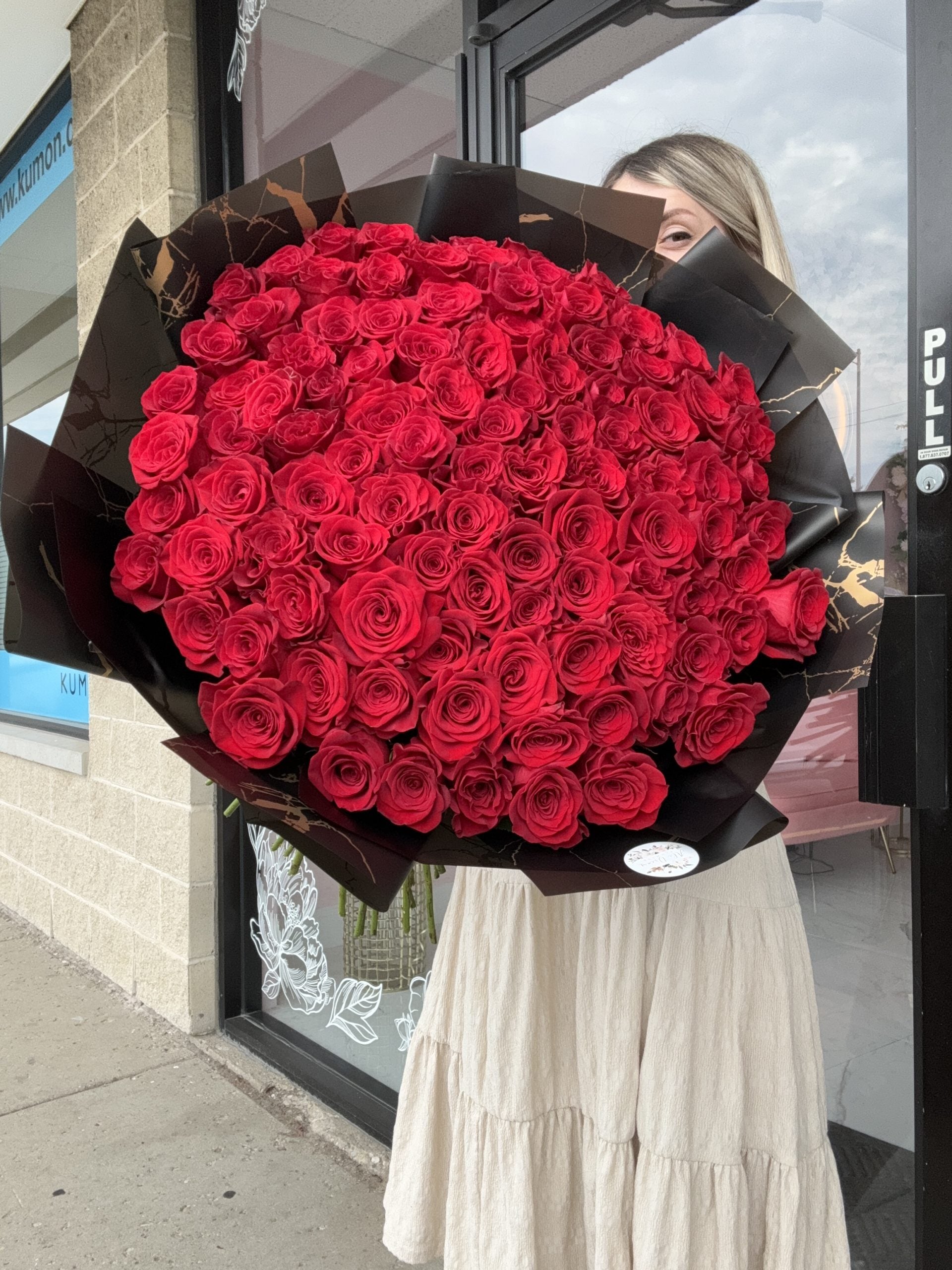 Luxury Red 80 stems #73 – Ali Dream Flowers