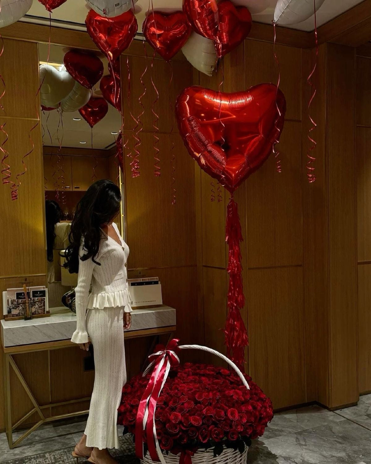 Romantic Luxury Room Setup