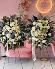 White & Blue Spray