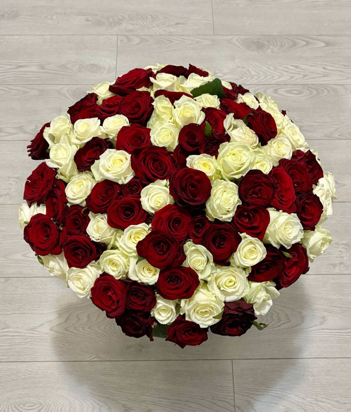 White &amp; Red Premium Rose Bouquet