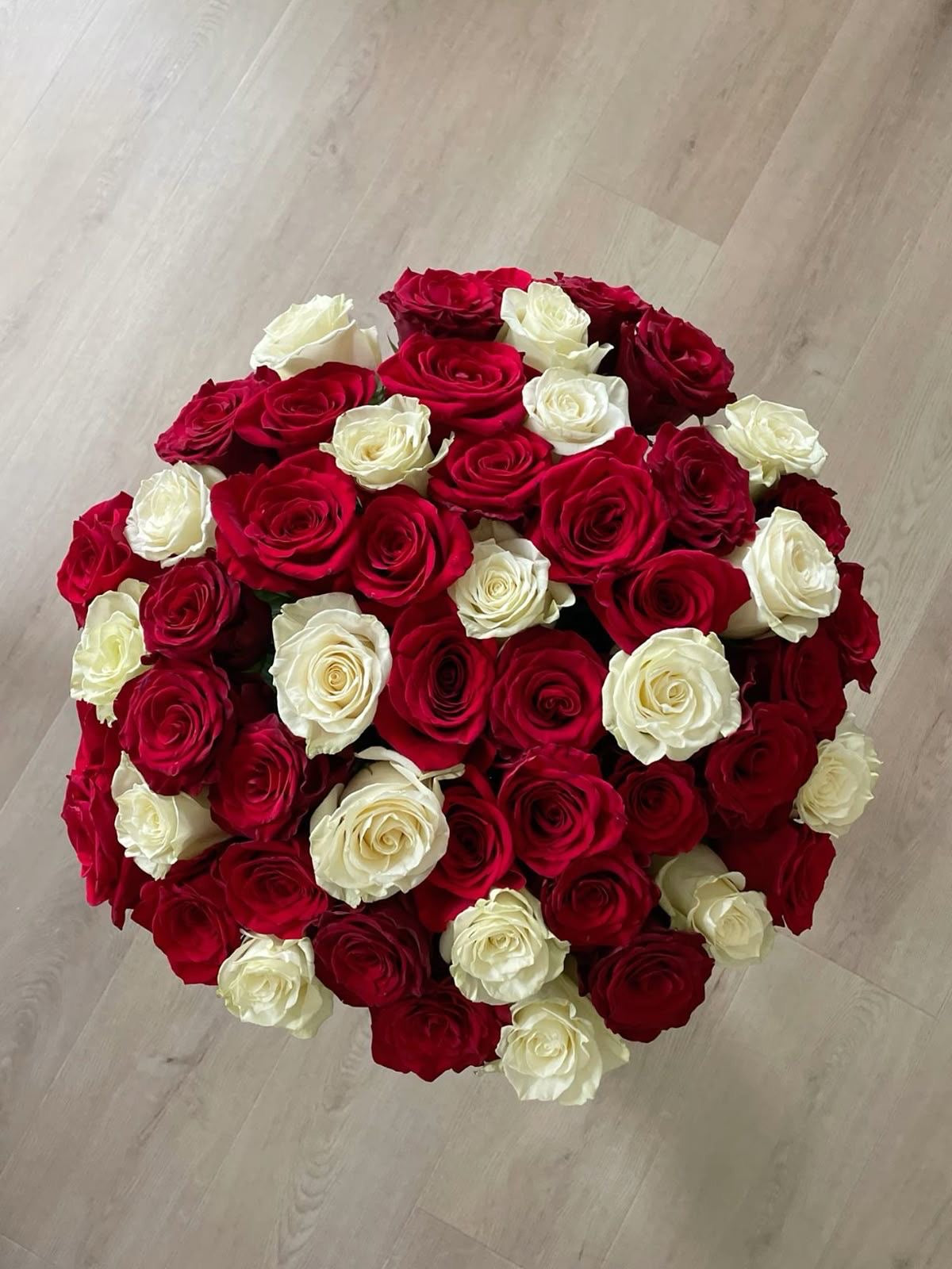 White &amp; Red Premium Rose Bouquet